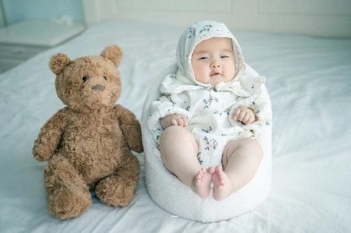 永康宝宝挠耳朵是怎么回事 永康宝宝挠耳朵是怎么回事